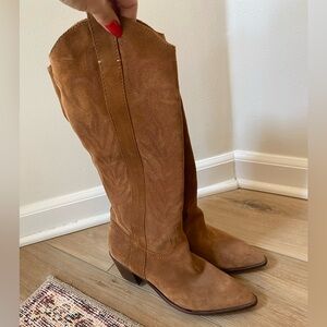 Dolce Vita western boot size 9
